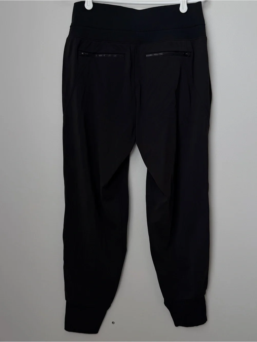 Athleta Black High Rise Venice Jogger Size Medium